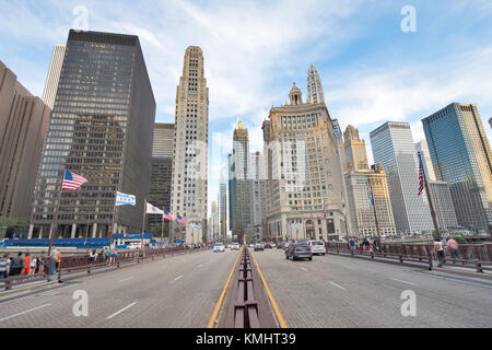 Il nord del fiume Chicago riverwalk sul ramo nord del fiume Chicago a Chicago, Illinois Foto Stock