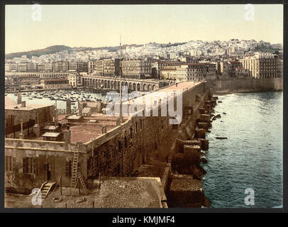 Il porto dal faro, Algeri, Algeria-LCCN2001697802 Foto Stock