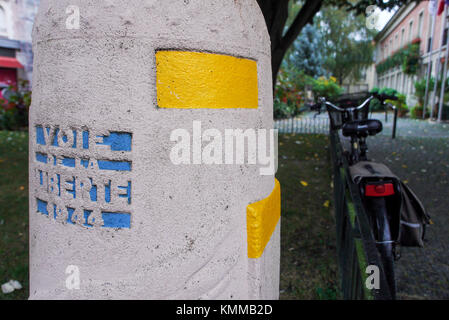 Stazione dei souvenir della seconda guerra mondiale a Fontainebleau, Francia Foto Stock