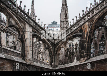 Architettura di il duomo di Milano Foto Stock