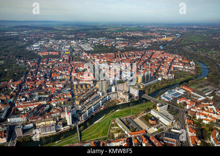 District Linden-Nord, perimetro block development, fiumi Leine e Ihme, tetti in tegole rosse, san Benno Chiesa, Hannover, capitale dello stato, Bassa Sassonia, germe Foto Stock