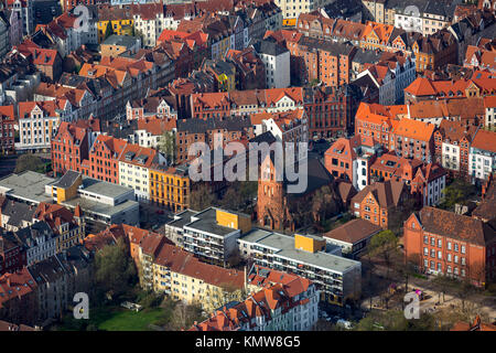 District Linden-Nord, perimetro block development, fiumi Leine e Ihme, tetti in tegole rosse, san Benno Chiesa, Hannover, capitale dello stato, Bassa Sassonia, germe Foto Stock