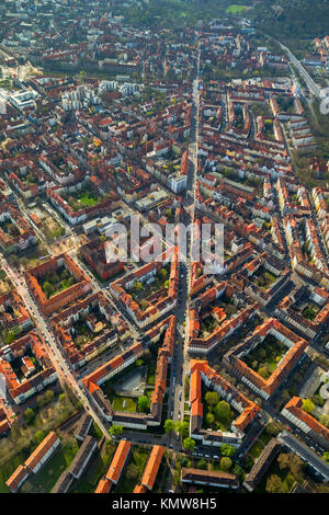 District Linden-Nord, perimetro block development, fiumi Leine e Ihme, tetti in tegole rosse, san Benno Chiesa, Hannover, capitale dello stato, Bassa Sassonia, germe Foto Stock