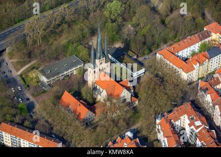 District Linden-Nord, perimetro block development, fiumi Leine e Ihme, tetti in tegole rosse, Ev. Luth. Rectory Betlemme Chiesa, Hannover, capitale dello stato, Foto Stock