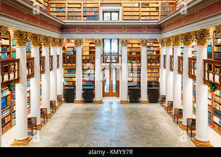Helsinki, Finlandia. Sala della Biblioteca nazionale della Finlandia. Foto Stock
