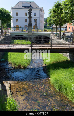 Architettura popolare e storica città Chribska, Lusatian Montagne, Nord Bohemian Region, Repubblica Ceca Foto Stock