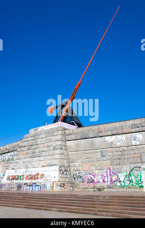 Metronom, Letenske sady, Letna, Praha, Ceska republika / Pendolo, Letna frutteti, Praga, Repubblica Ceca Foto Stock