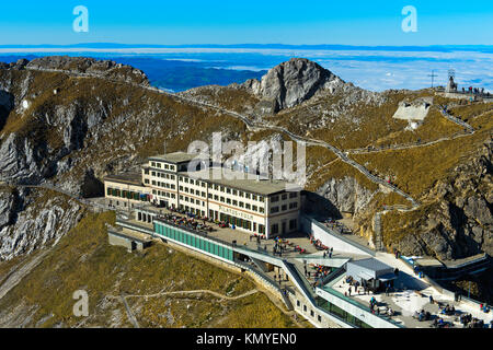 Storico albergo di montagna Pilatus-Kulm, Pilatus massiccio, Alpnachstad vicino a Lucerna, Svizzera Foto Stock