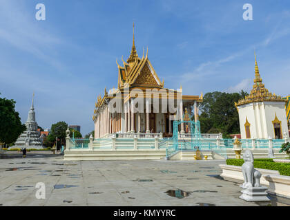 Una vista della Pagoda d'argento nel Palazzo Reale complesso in Phnom Penh Cambogia. Foto Stock