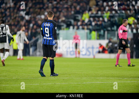 Torino, Italia . 09Dec, 2017. Mauro Icardi (FC Internazionale)durante la serie di una partita di calcio tra Juventus FC ed FC Internazionale Milano presso lo stadio Allianz il 09 dicembre, 2017 a Torino, Italia. Credito: Antonio Polia/Alamy Live News Foto Stock