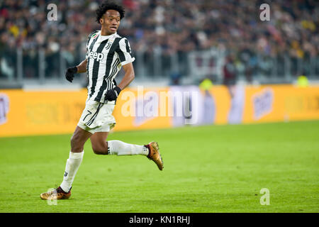 Torino, Italia . 09Dec, 2017. Juan Cuadrado (Juventus FC),durante la serie di una partita di calcio tra Juventus FC ed FC Internazionale Milano presso lo stadio Allianz il 09 dicembre, 2017 a Torino, Italia. Credito: Antonio Polia/Alamy Live News Foto Stock
