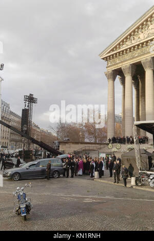 Parigi, Francia. Il 9 dicembre, 2017. Una vista generale della funebre visto durante Johnny Hallyday's funerali a Eglise de la Madeleine. Credito: SOPA/ZUMA filo/Alamy Live News Foto Stock