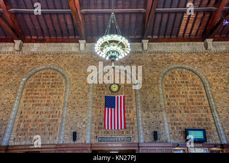 Poughkeepsie stazione sul New York Central Railroad sulla metropolitana Linea del nord. Costruito nel 1918, la stazione principale edificio è destinata ad essere molto più piccolo Foto Stock