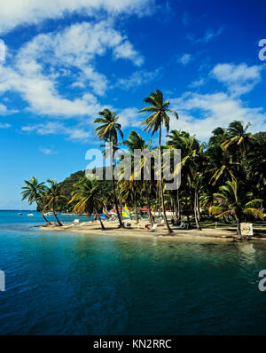 Marigot Bay, Santa Lucia, Isole Sopravento, West Indies, dei Caraibi Foto Stock