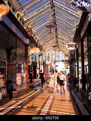 Victoria Arcade, King Street, Great Yarmouth, Norfolk, Inghilterra, Regno Unito Foto Stock