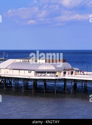 Pavilion Theatre, Cromer Pier, Cromer, Norfolk, Inghilterra, Regno Unito Foto Stock