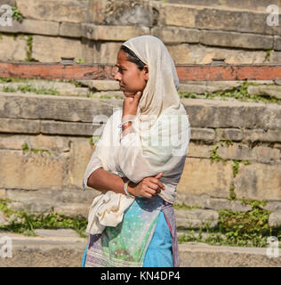 Ritratto di una donna nepalese, Kathmandu, Nepal Foto Stock