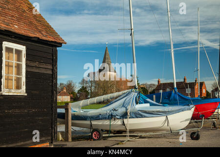 Giornata invernale in Bosham Village West Sussex, in Inghilterra. Foto Stock