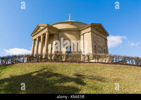 Grabkapelle Mausoleo di Stoccarda Unione Blue Skies vecchia architettura paesaggio splendido monumento Germania Foto Stock