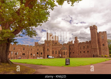 Peckforton Castle Hotel nei pressi di Beeston, Cheshire, Inghilterra, Regno Unito. Foto Stock