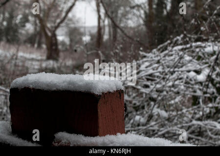 Snow Day. Comins Coch, Aberystwyth, Ceredigion, Wales, Regno Unito. 10 Dicembre 2017 Foto Stock