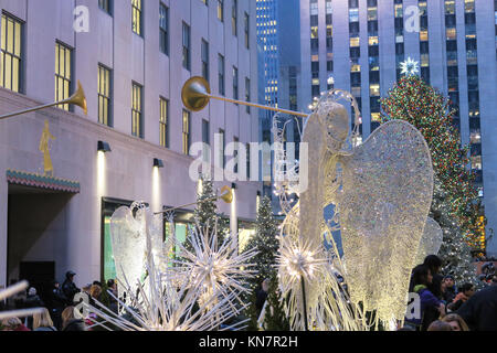 Il Rockefeller Center decorate per le vacanze, NYC, STATI UNITI D'AMERICA Foto Stock