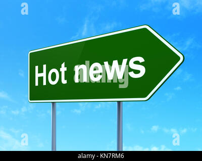 News concept: Hot News sul cartello stradale sullo sfondo Foto Stock