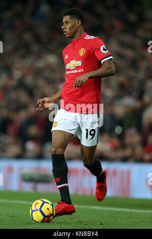 Manchester, Regno Unito. 10 dicembre, 2017. MARCUS RASHFORD MANCHESTER UNITED FC MANCHESTER UNITED FC V Manchester City FC Old Trafford, Manchester, Inghilterra 10 dicembre 2017 GBB5999 rigorosamente solo uso editoriale. Se il giocatore/i giocatori raffigurata in questa immagine è/sono la riproduzione per un Club Inglese o l'Inghilterra per la squadra nazionale. Quindi questa immagine può essere utilizzata solo per scopi editoriali. Uso non commerciale. Credito: Allstar Picture Library/Alamy Live News Foto Stock