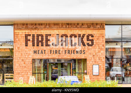 NORTHAMPTON, Regno Unito - 29 ottobre 2017: vista giorno colpo di carne Firejacks Fire amici logo in Sixfields Retail Park. Foto Stock