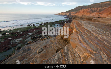 SUNSET OVER POINT LOMA TIDEPOOLS A Cabrillo National Monument a San Diego in California del sud degli Stati Uniti Foto Stock