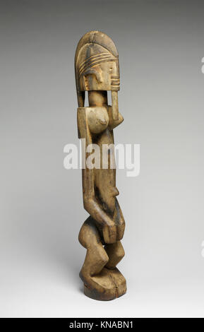 Questa figura femminile di Dege dal NDA illustra le tradizioni artistiche e le pratiche culturali conservate nella collezione del Metropolitan Museum of Art. Foto Stock