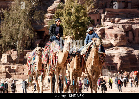 Scene dal Nabayean antica città di Petra, Giordania Foto Stock