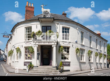 Xv secolo White Hart Hotel, Newbury Street, Whitchurch, Hampshire, Inghilterra, Regno Unito Foto Stock