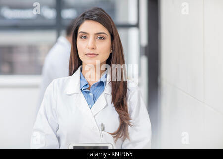 Ritratto di medico donna Foto Stock