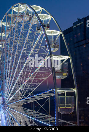 La ruota panoramica Ferris a Birmingham, Inghilterra, Europa Foto Stock