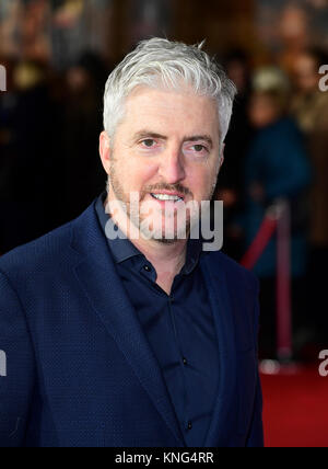 Anthony McCarten frequentando l'Ora Più Buia Premiere detenute all'Odeon, Leicester Square, Londra. Stampa foto di associazione. Picture Data: lunedì 11 dicembre, 2017. Vedere PA storia SHOWBIZ ora più oscura. Foto di credito dovrebbe leggere: Ian West/PA FILO Foto Stock