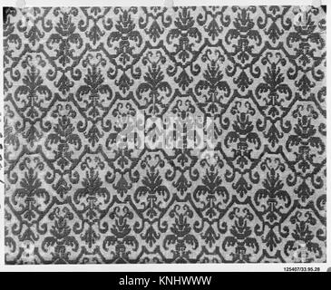 Questa opera d'arte frammentaria, di medie e dimensioni non specificate, è conservata nella collezione MET, che rappresenta le pratiche artistiche storiche e il patrimonio culturale. Foto Stock