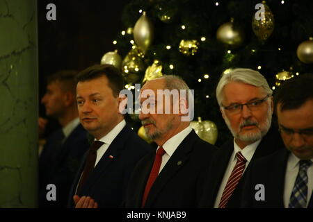 Varsavia, Polonia. Undicesimo Dec, 2017. Presidente Duda nomina del nuovo Primo Ministro Mateusz Morawiecki e nuovo Consiglio dei Ministri con la cerimonia al Palazzo Presidenziale. Ex primo ministro Beata Szydlo dichiarato sua dismission ufficiali del venerdì. Credito: Jakob Ratz/Pacific Press/Alamy Live News Foto Stock