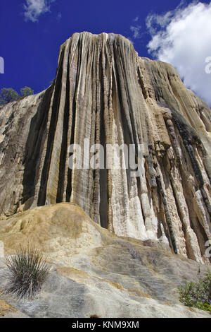 Hierve el Agua, cascadas petrificadas, Oaxaca, Messico Foto Stock