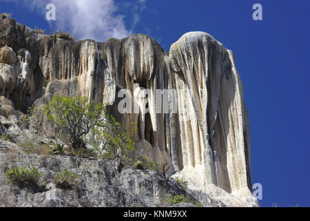 Hierve el Agua, cascadas petrificadas, Oaxaca, Messico Foto Stock