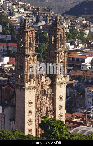 Santa Prisa Chiesa, vista da Guadelupe, Taxco, Messico Foto Stock