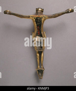 Cristo crocifisso ha incontrato sf17-190-763s3 464623 francese, Cristo crocifisso, ca. 1150, in lega di rame dorato, complessivo: 8 1/4 x 7 5/8 x 1 11/16 in. (21 x 19,4 x 4,3 cm). Il Metropolitan Museum of Art di New York. Dono di J. Pierpont Morgan, 1917 (17.190.763) Foto Stock