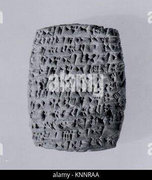 Questa tavoletta cuneiforme del Metropolitan Museum of Art è una lettera privata che fornisce informazioni sulle pratiche di comunicazione e scrittura personali nell'antica Mesopotamia. Foto Stock