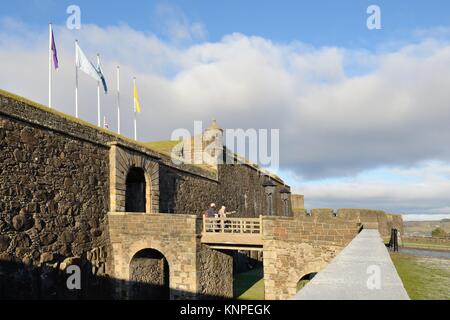 Ponte levatoio e fossato asciutto all'entrata dell antico Castello di Stirling, Stirlingshire, Scotland, Regno Unito Foto Stock