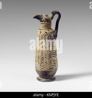 Oinochoe di vetro (profumo brocca) INCONTRATO DP152375 249835 Foto Stock