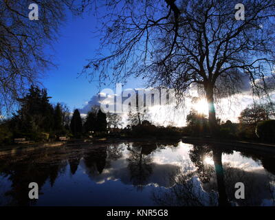 Stoke Park Gardens, Guildford, Surrey, Regno Unito. Foto Stock