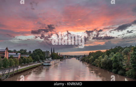 Tramonto a Regensburg, Germania Foto Stock