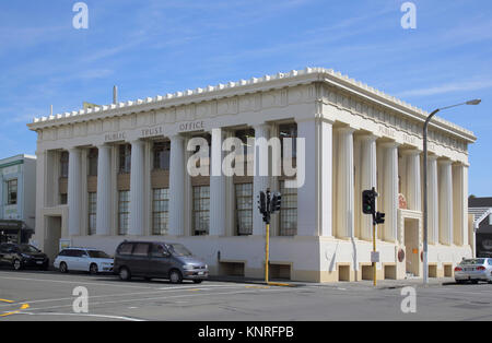 La fiducia del pubblico ufficio in art deco città di Napier in Nuova Zelanda Foto Stock