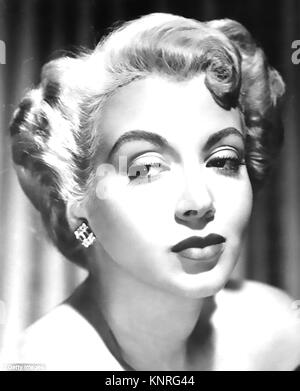 MONICA LEWIS (1922-2015) foto promozionale di American jazz cantante e attrice cinematografica circa 1952 Foto Stock