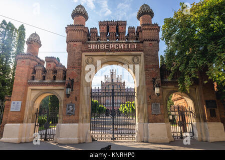 Ingresso principale di Yurii Fedkovych Chernivtsi National University in Chernivtsi (Polacco: Czerniowce) città in Ucraina occidentale Foto Stock